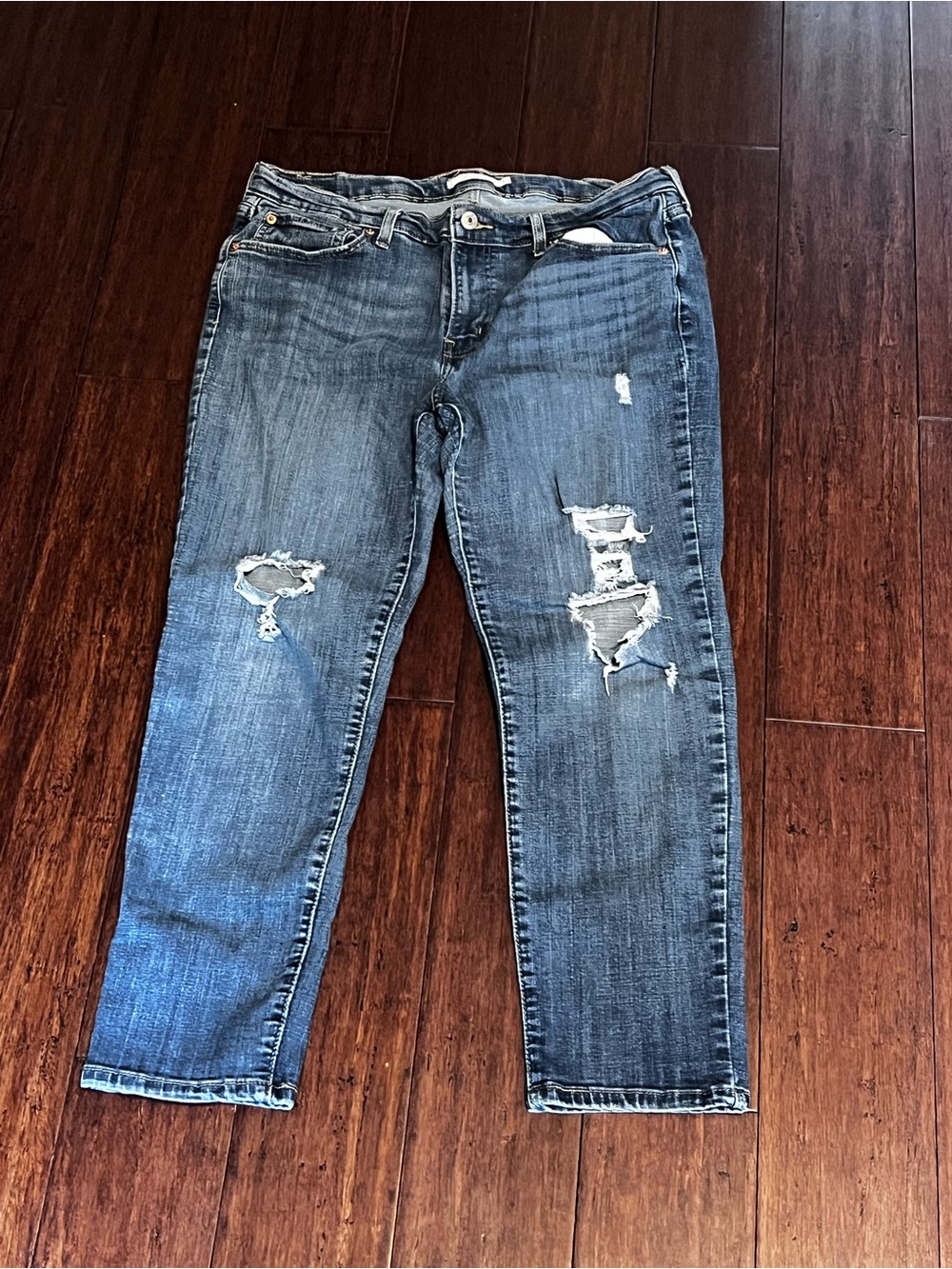 Levis Distressed Blue Denim Jeans Boyfriend